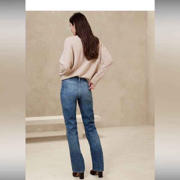 Banana Republic Rigid Bootcut Jean - Picture 2 of 3